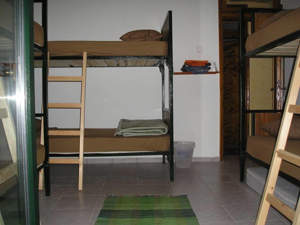 Summit Zero Hostel بلاكا ليتوشورو الغرفة الصورة